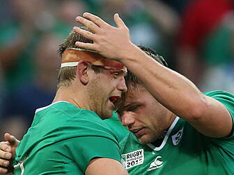 Thousands of rugby fans left d...